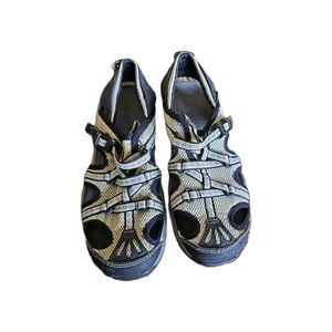 Womens Ahnu Green Waterproof Strappy Water Shoes Outdoor Hiking Sandals Size 8